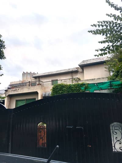 2 Kanal Used Modern Design Most Beautiful Bungalow For Sale At Prime Location Of Dha Lahore Near To Park Masjid & Commercial Market .