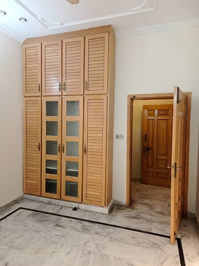 G-13 35x70 Upper portion for rent