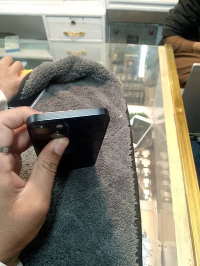 I phone 13.10/10 condition