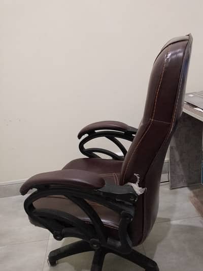 Office Chair | Comfort for Home & Office | Excellent Condition
