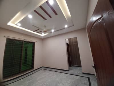 10 Marla Upper Portion Available In Sunny Park Society Near Pcsir Phase 2 Faceing Park