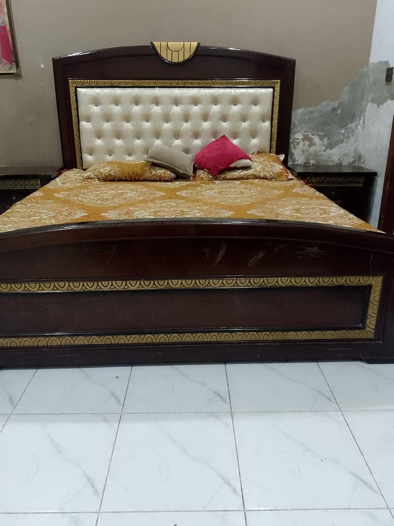 bed side tables dressing table 0