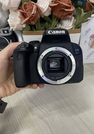 Canon 800d (Rebel t7i)