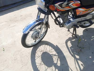 honda cg 125.
