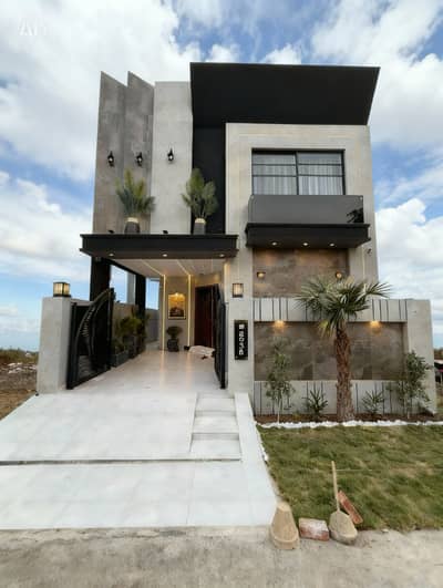 DHA 9 Town: Stunning 5 Marla Bungalow Available Now Investor Deal near park and mosque