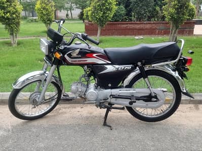 Honda CD 70 Black 2025 sticker