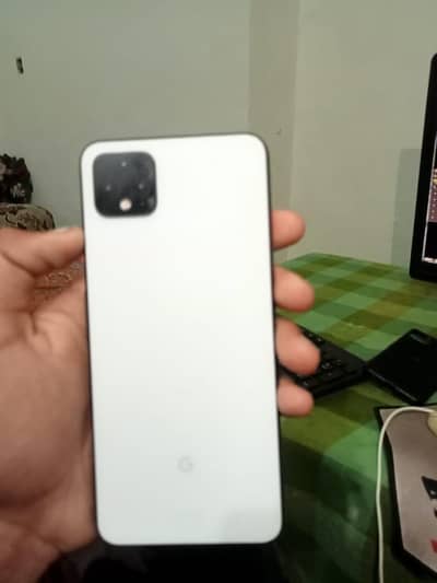 pixel 4xl Condition 9 by 10
