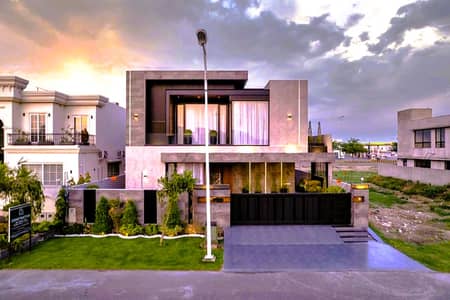 AFFORDABLE LUXURY ONE KANAL VILLA FOR SALE