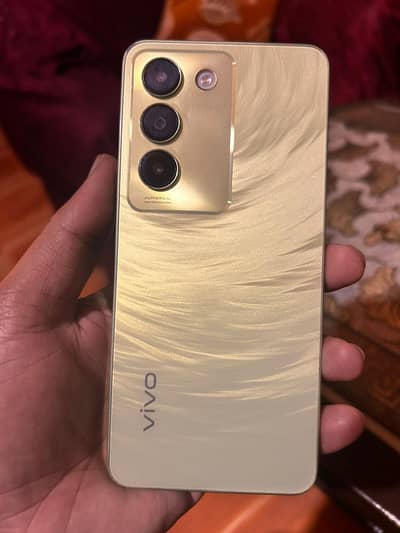 Vivo Y100