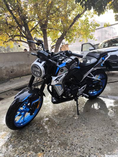 SuperStar 200 Special Edition Bike