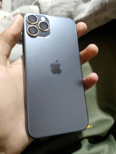 Iphone 11pro ((Factory unlocked)) Non pta 03290056104