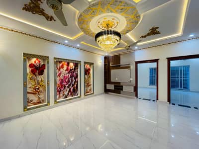 8 Marla House Available For Rent