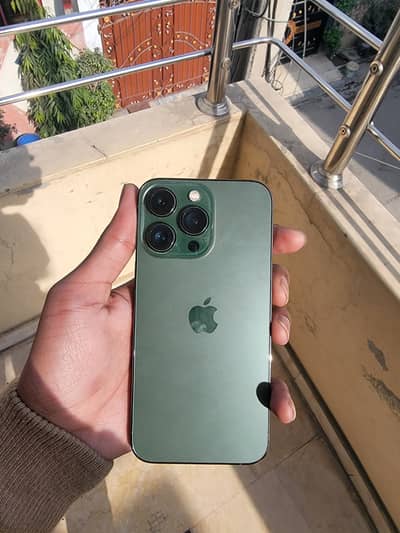 iPhone 13 Pro Factory Unlock