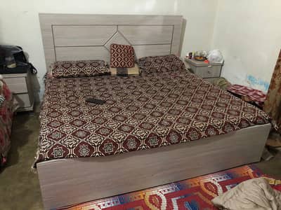 Furniture Without Matteres (Leminated)