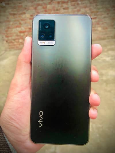 vivo v20 10 by 9 condition