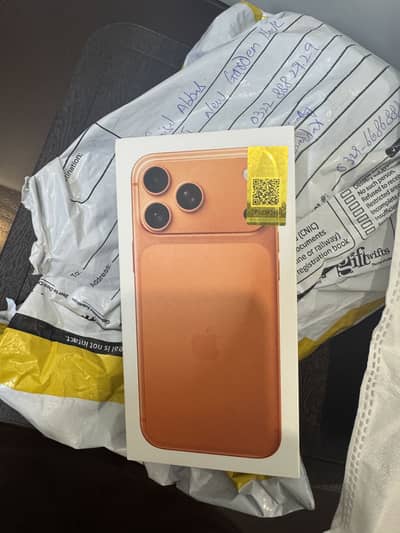 iPhone 17 pro max 256gb orange
