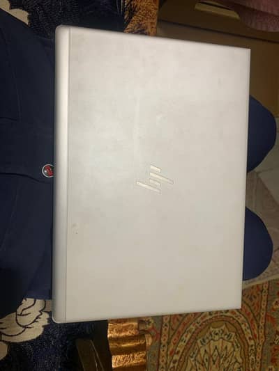 HP Elitebook 840 G5  (Touch and Type Model)