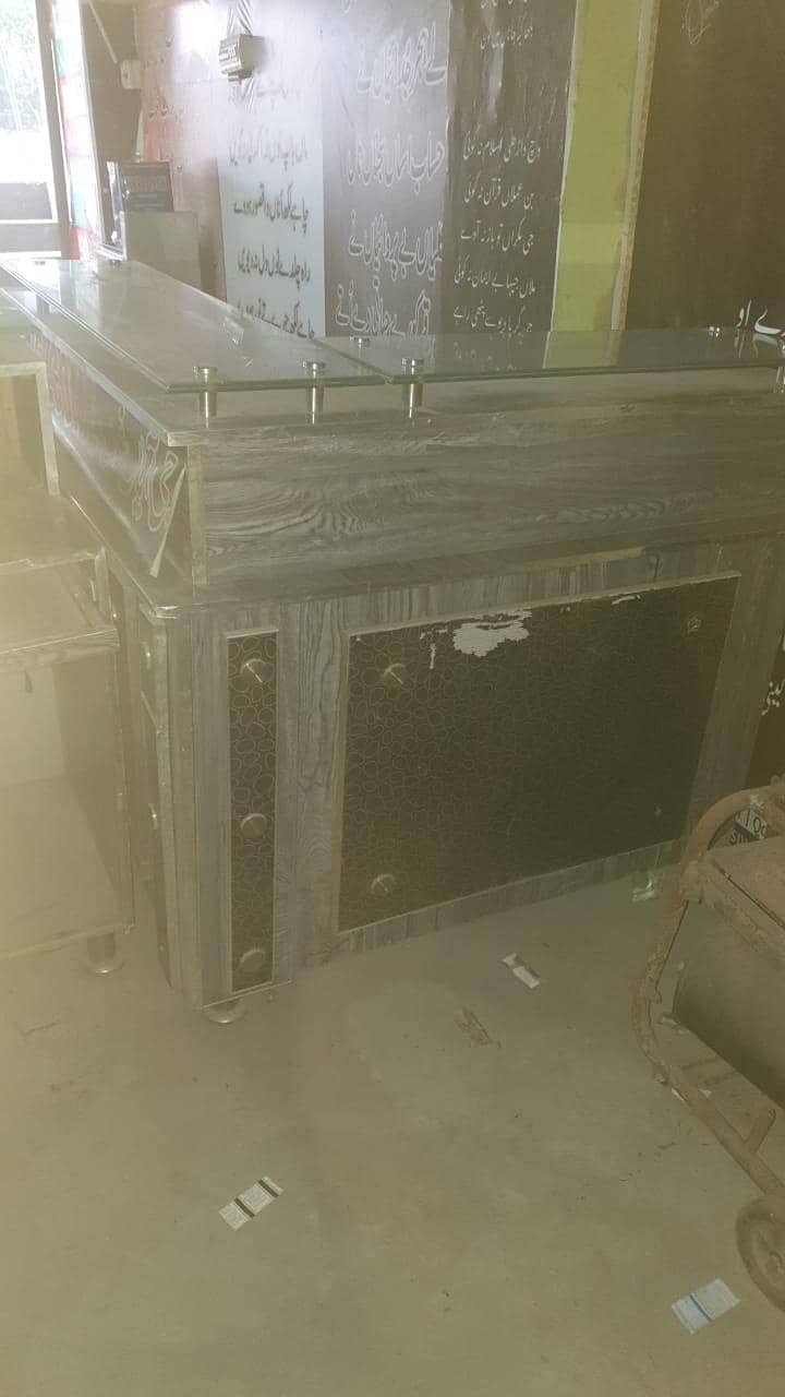 Reception counters 3