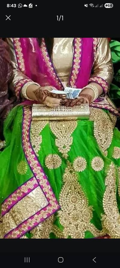 mehndi lehnga