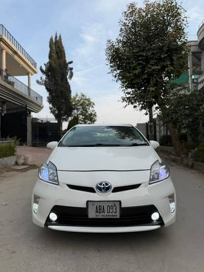 Toyota Prius S led edition 1.8