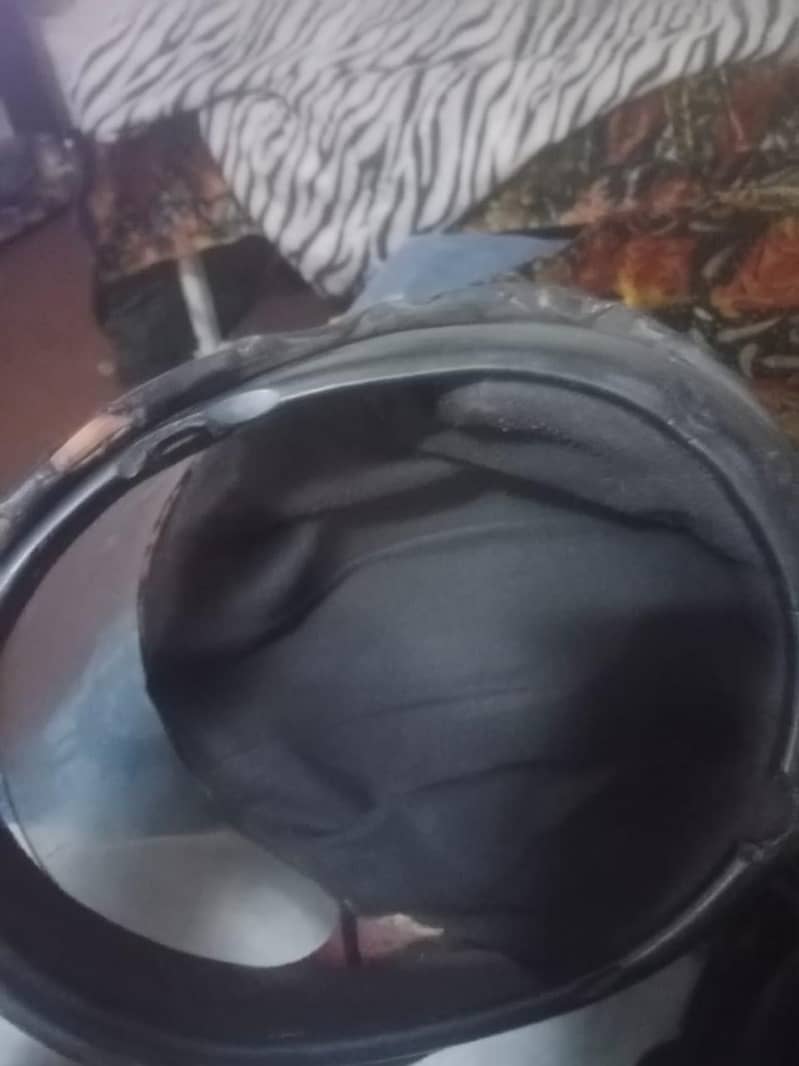 پرانے وقتوں کا انتہائی مضبوط اور کبھی بھی خراب نہ ہونے والا 6