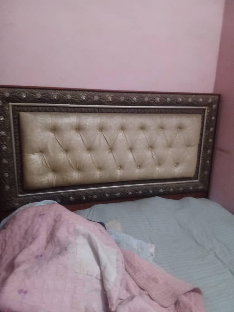 bed or dressing table 1