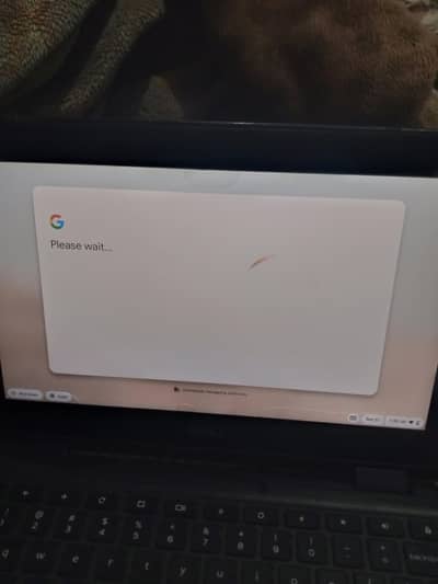 Dell Chromebook 2in1 foldabel 3month used