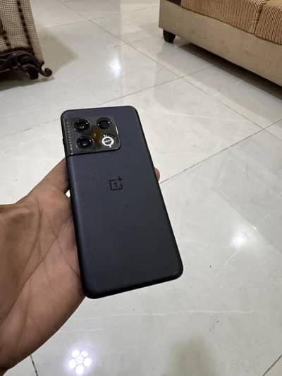 ONEPLUS PLUS 10 PRO 12/256 IN GOOD CONDITION