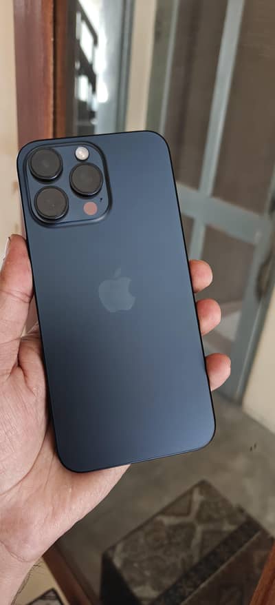 Iphone 15 pro max jv