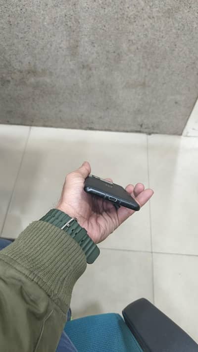 one plus 10 pro 12+12 gb ram 256 memory