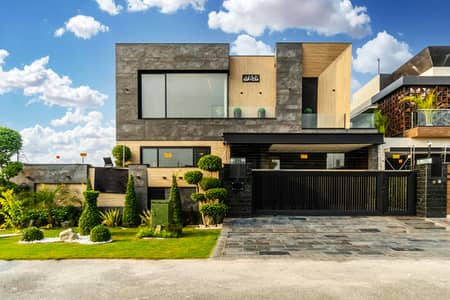 Modern Designed 1 Kanal House With Home Theater in DHA Phase 7