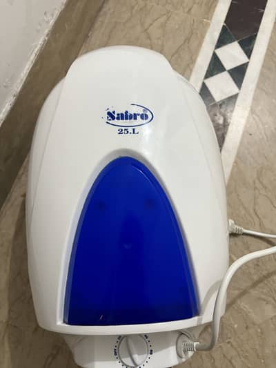 sabro electric geyser 25 litre