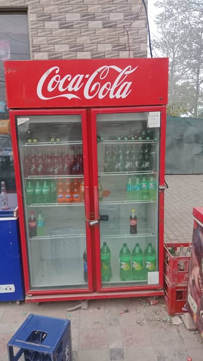 2 door freezer 10/10 condition urgent for sale