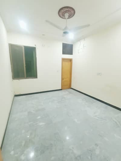 2 bed second floor for rent