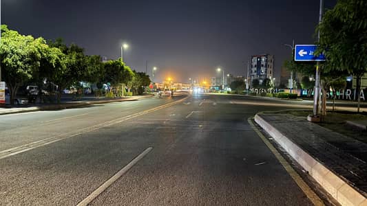 BUILDER LOCATION PLOT NO 605 FOR SALE IN OLC-A BLOCK-BAHRIA ORCHARD.