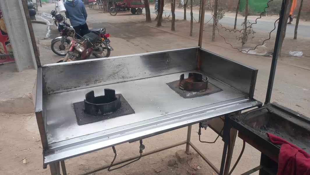 بار بی کیواور فرائ  کا مکمّل سامان 6