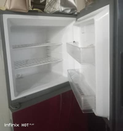 medium freeze color red