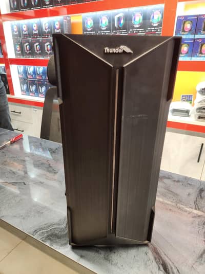 Thunder zippy case with RGB fans