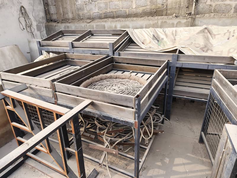 F&V display counters 2