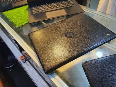 Hp 14 G7 14 inch borderless screen 4 / 64