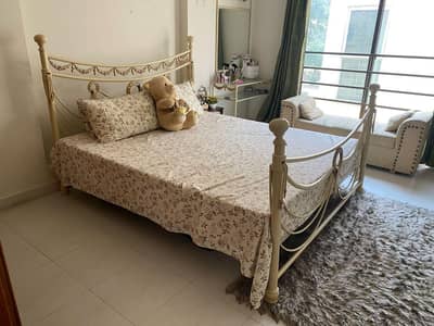 iron bed set without mattress