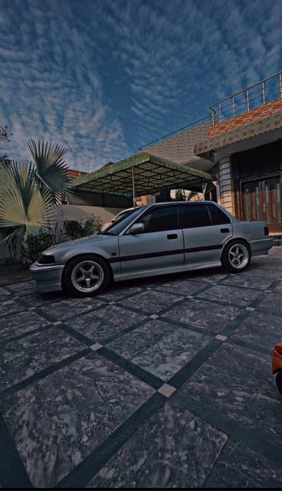 Honda Civic EF (Silver Fox)