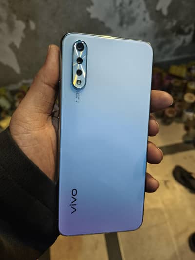 vivo s1 10 by 10 condition