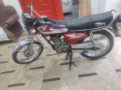 Honda 125 New condition total jenmon