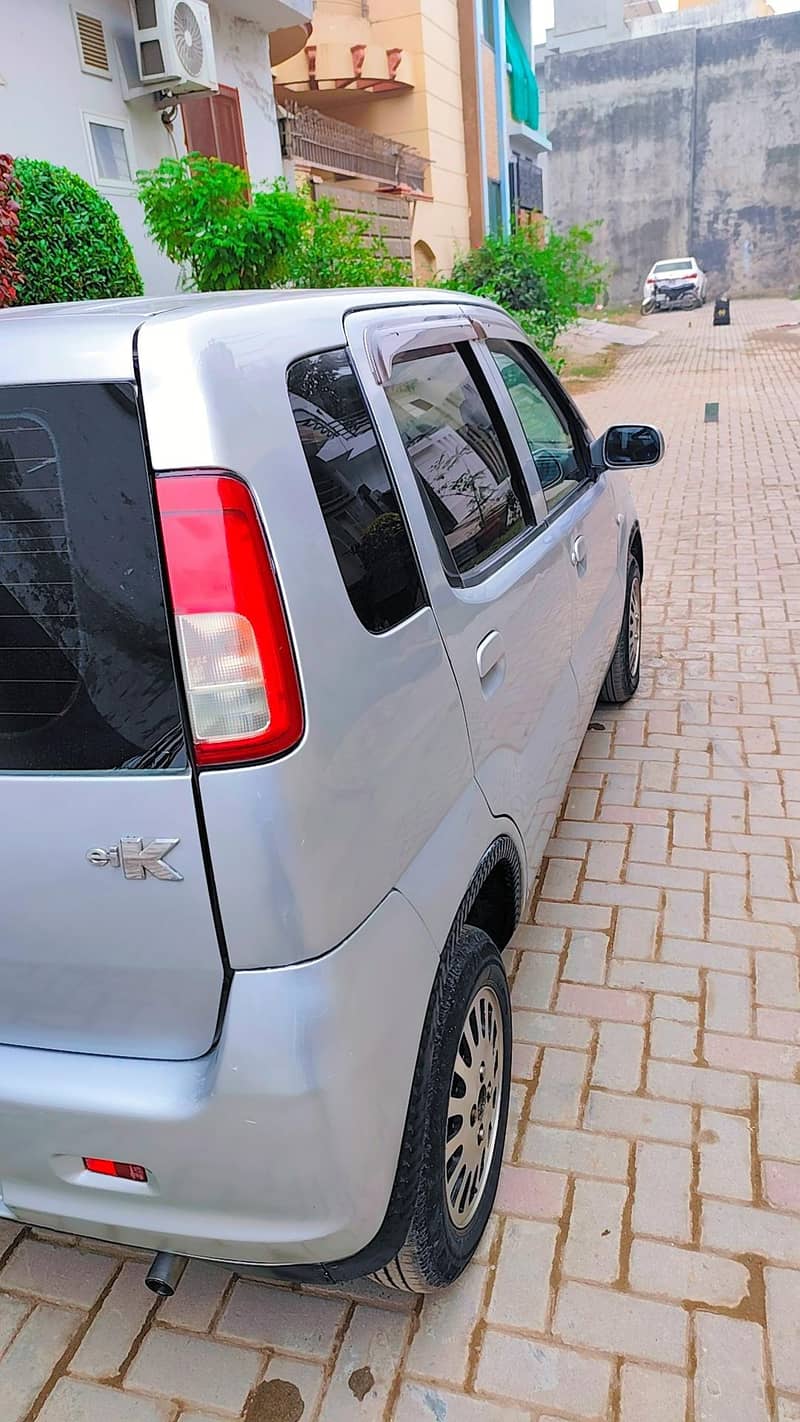 2007 model 2012 import 10