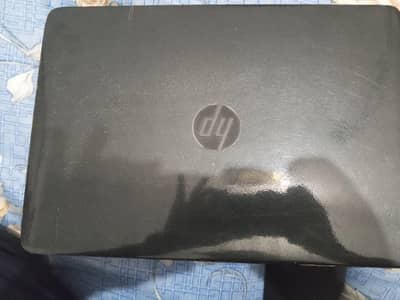 HP ELITE BOOK 840