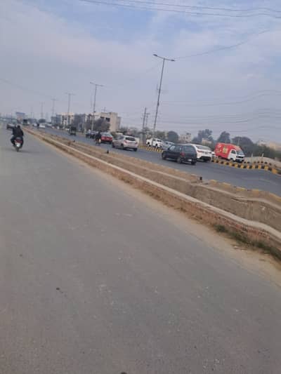 24 kanal commercial plot for sale pine avenue 150ft roaf