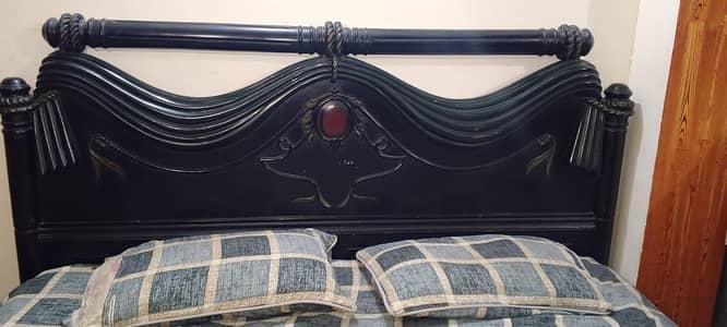 Complete chinioti Bed set in excellent condition