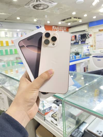 iPhone 16 pro max Non pta LLA with box and cable