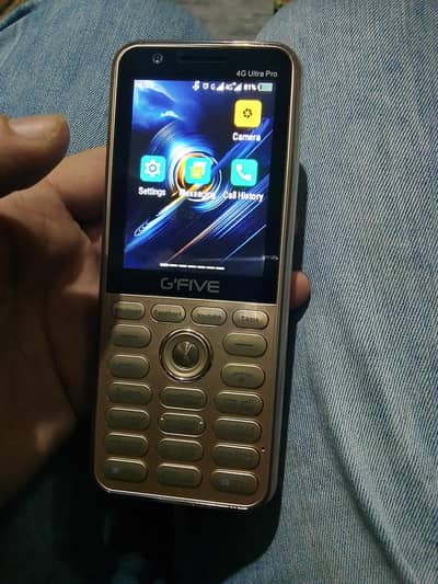 one hand used for just 5days daba  pack phone